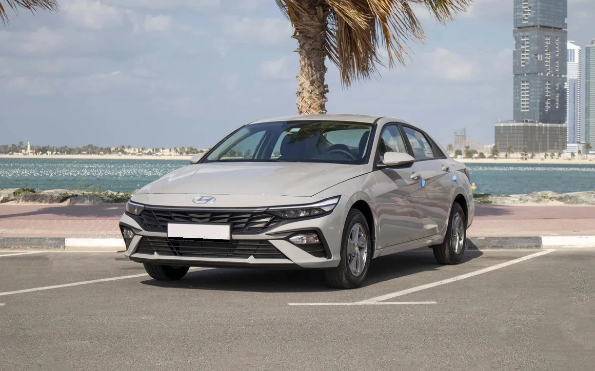 Hyundai Elantra 2024
