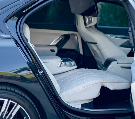 BMW 735i