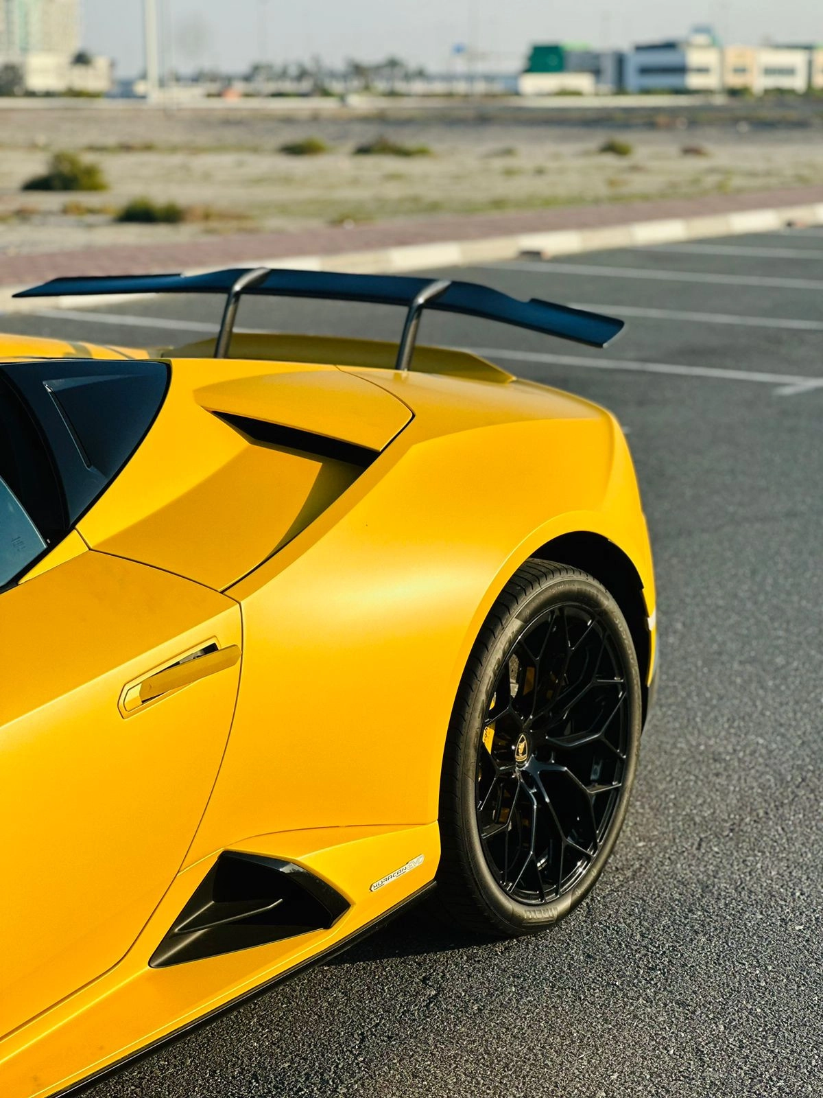  Lamborghini Huracan Evo Spyder