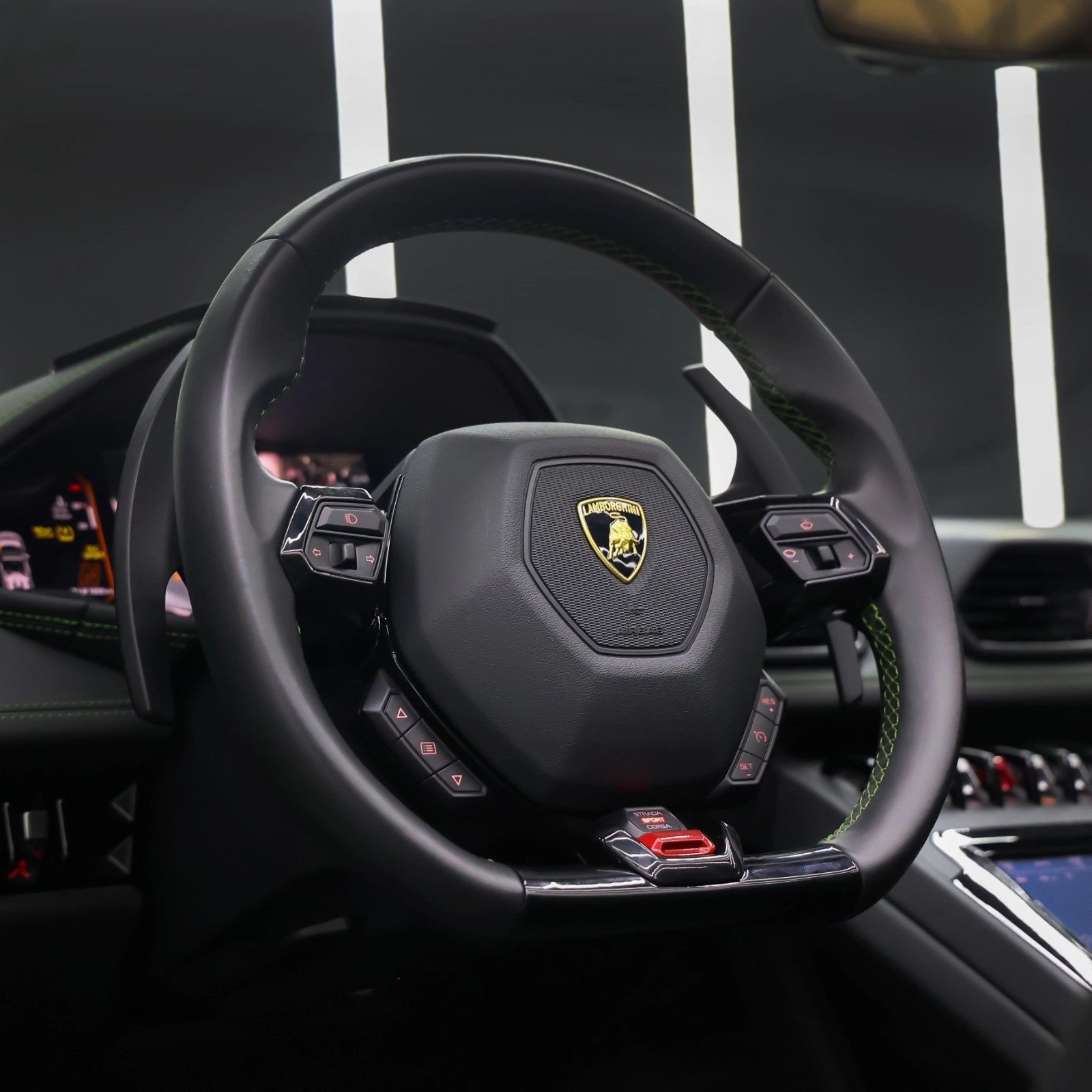  Lamborghini Huracan Evo Spyder